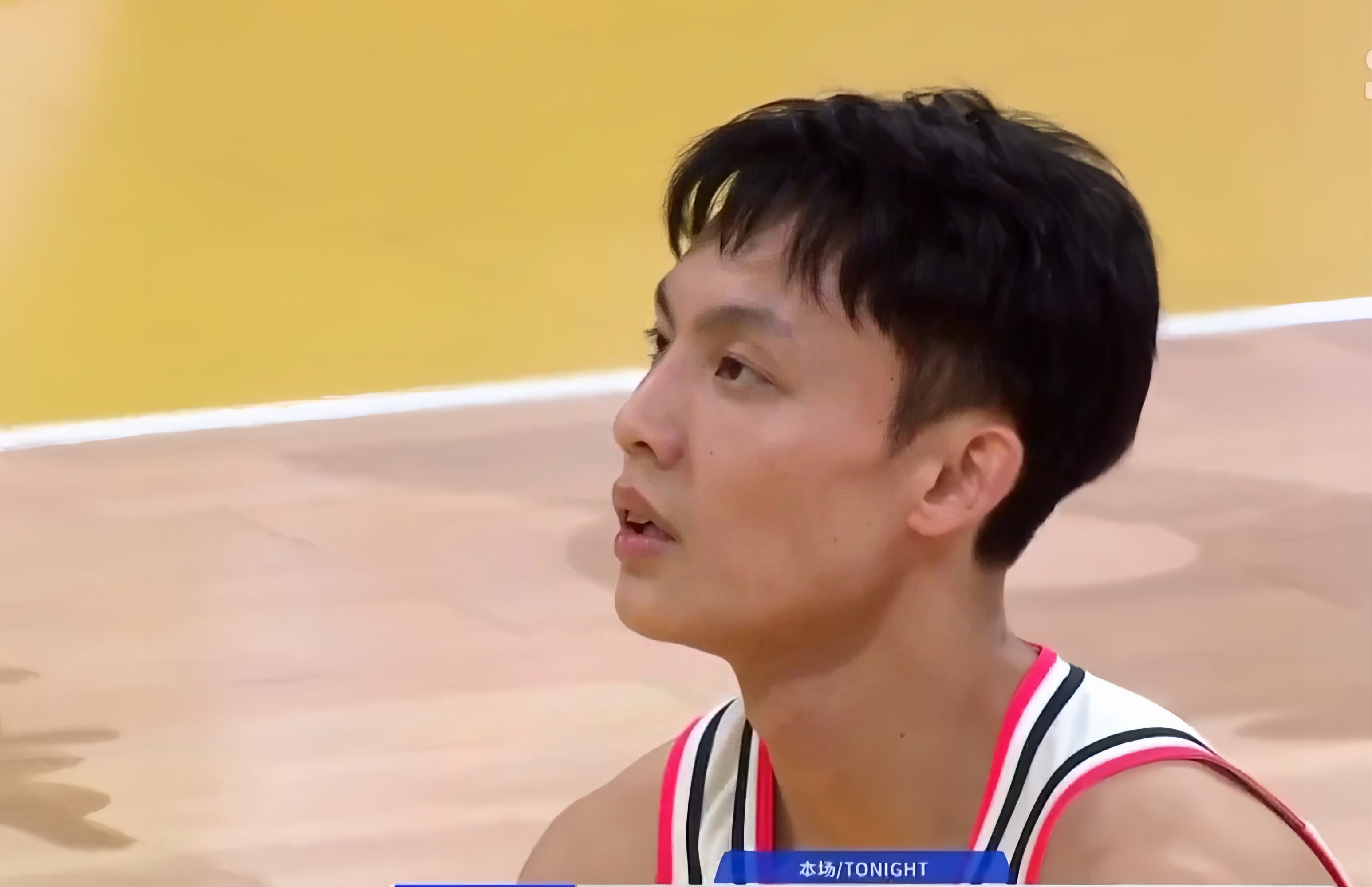 广东队主教练点评比赛，力赞球员表现的简单介绍