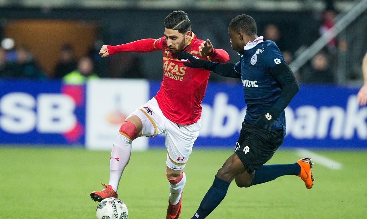 包含不莱梅客场失利，积分榜位置下滑的词条