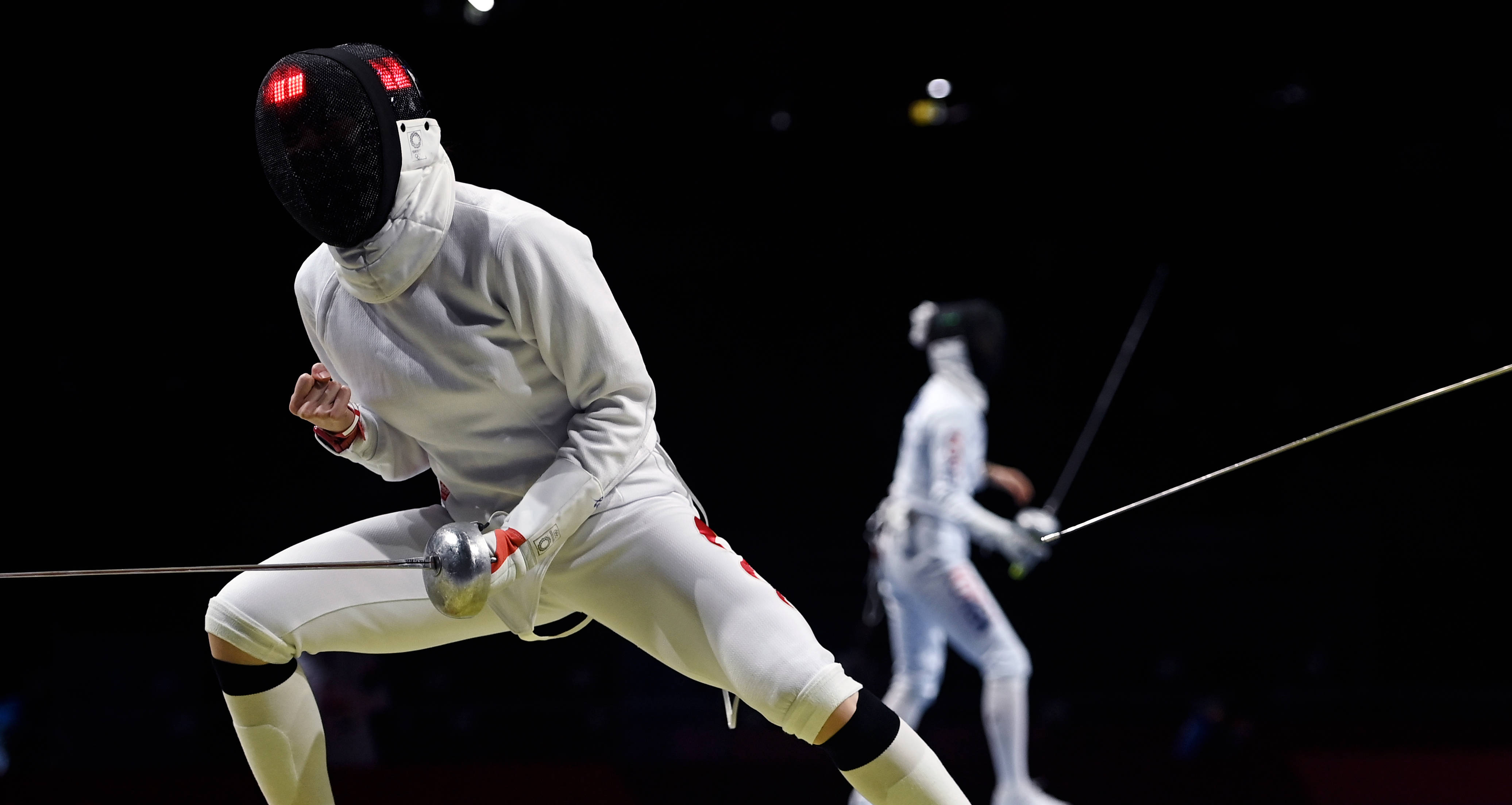 包含俄罗斯击剑选手技高一筹，夺得胜利的词条