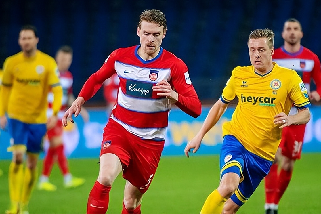 圣埃蒂安取胜尼斯足球俱乐部的简单介绍