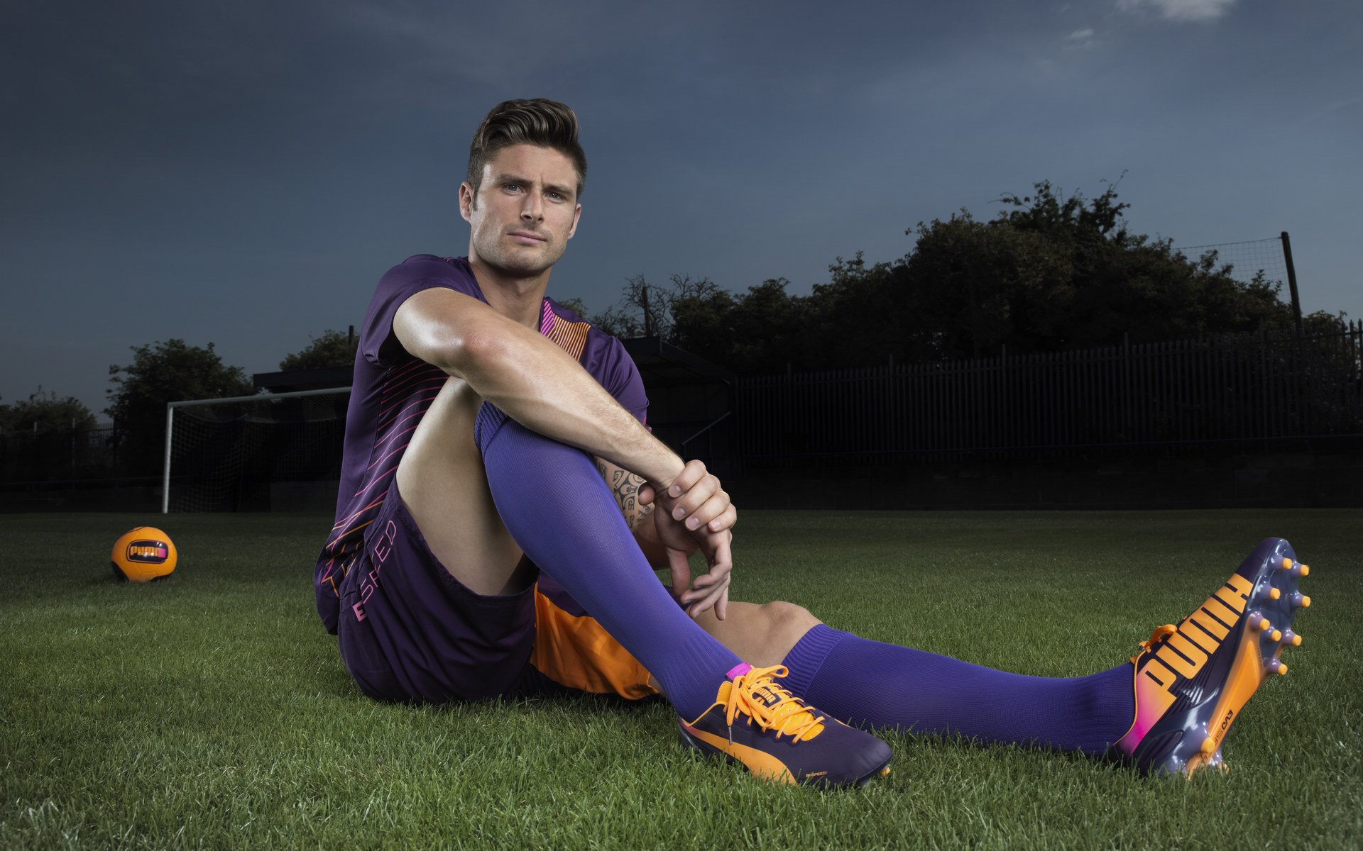 西甲国家德比之夜，杰伦·格林高光表现，跨界传奇的诞生