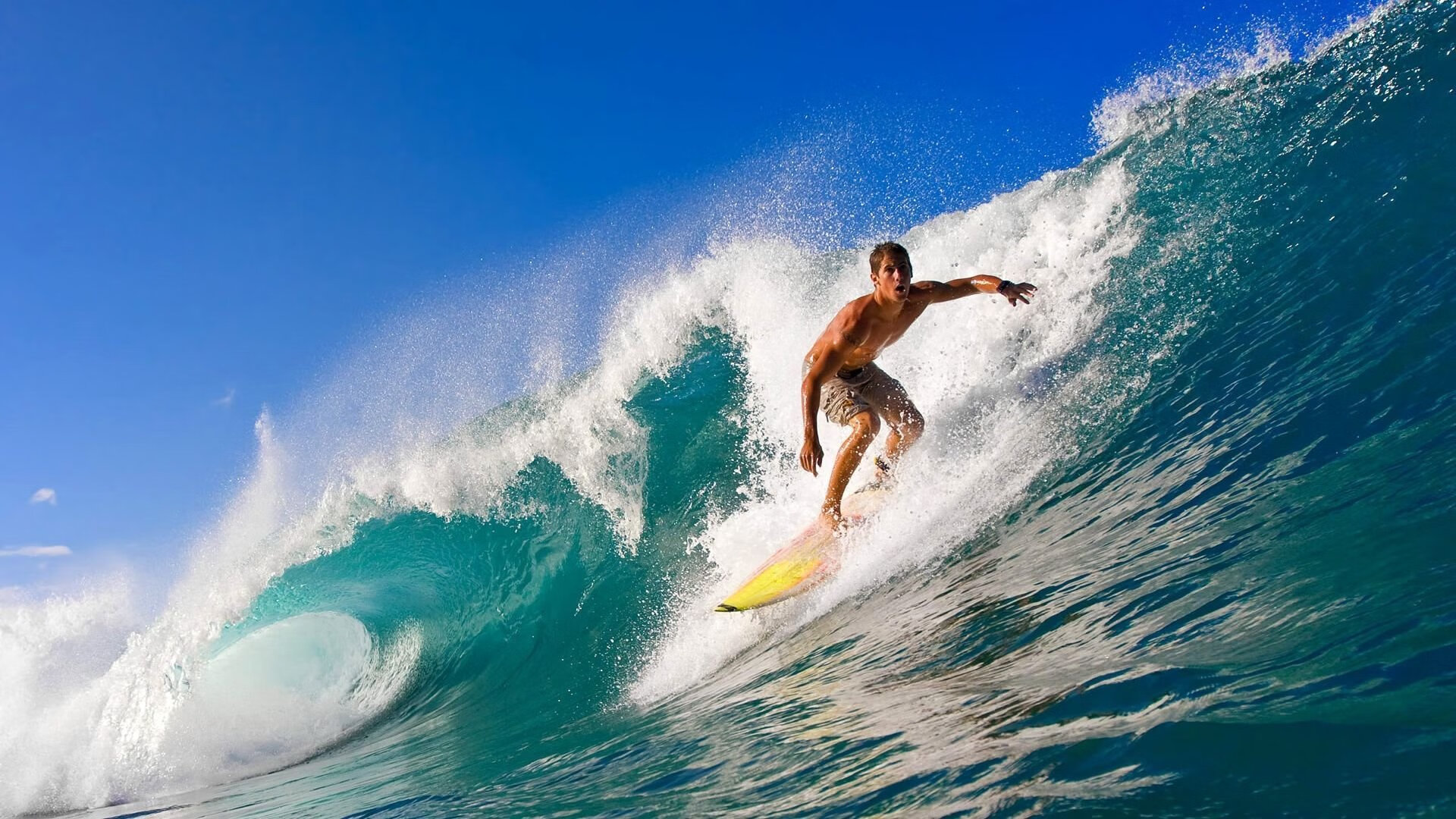 赖斯爆发引领希腊关键战突围，喀麦隆梦碎战术铁壁